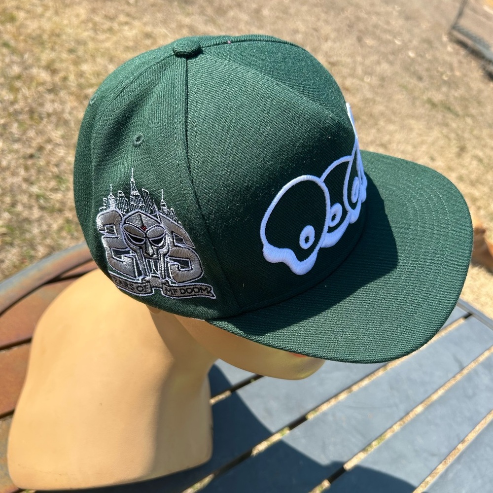 MF DOOM “THROW 25” Green Flat Brim Snapback Hat Embroidered Hip-Hop Cap - Picture 2 of 16